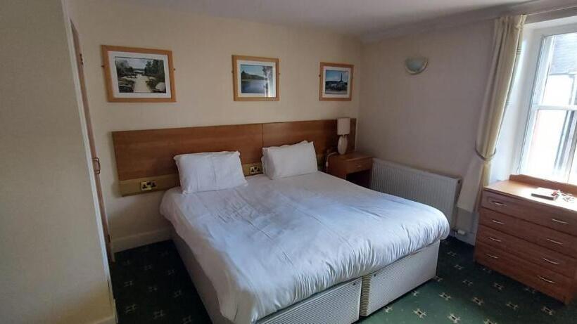 ホテル Gordon Arms