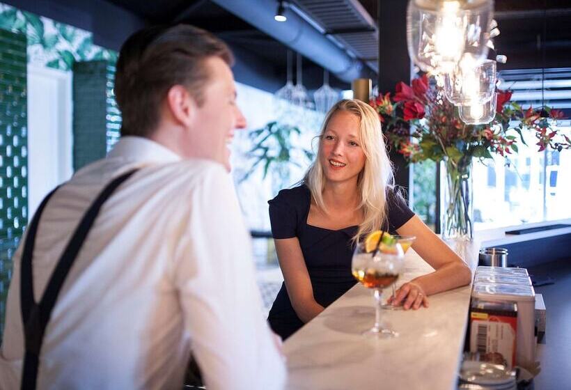 호텔 Ibis Styles Amsterdam Airport