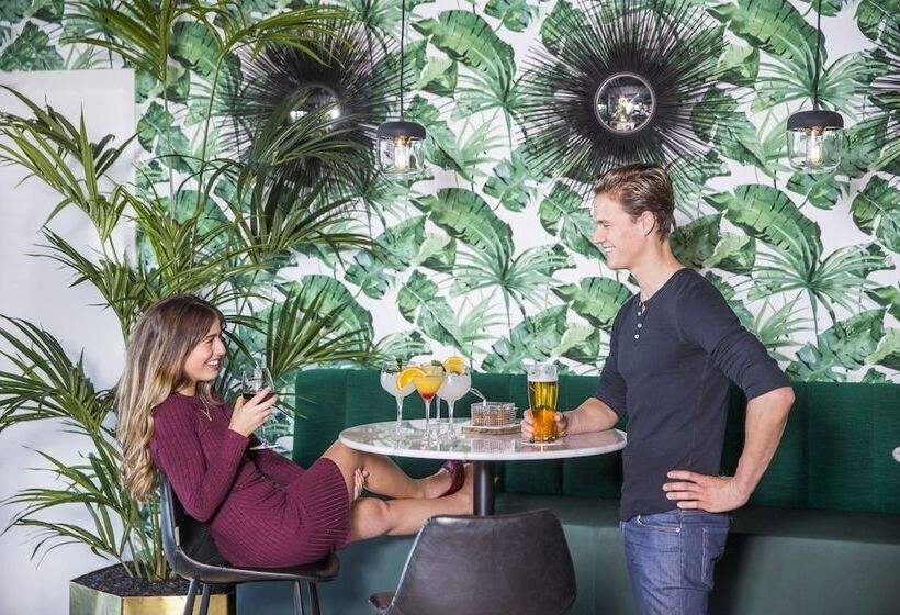 호텔 Ibis Styles Amsterdam Airport