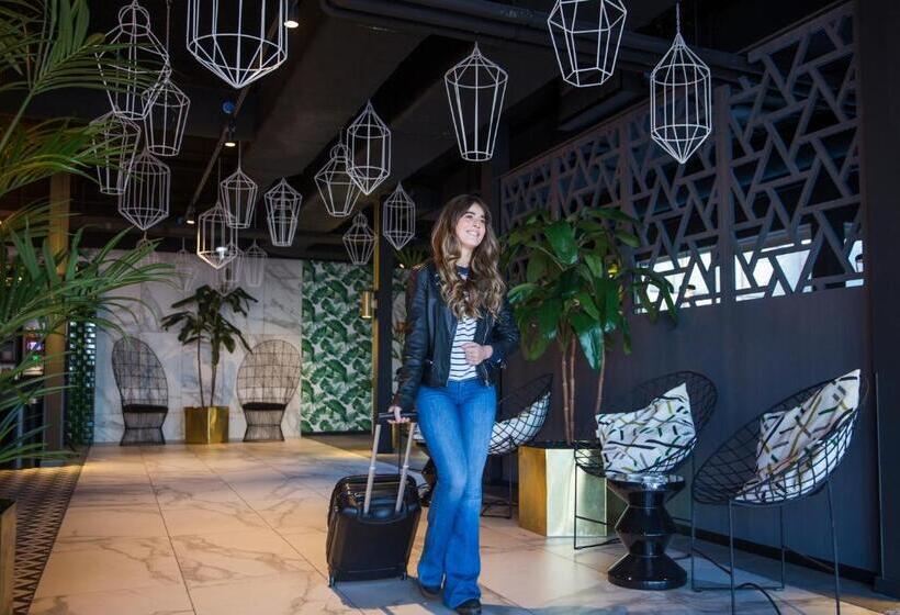 호텔 Ibis Styles Amsterdam Airport