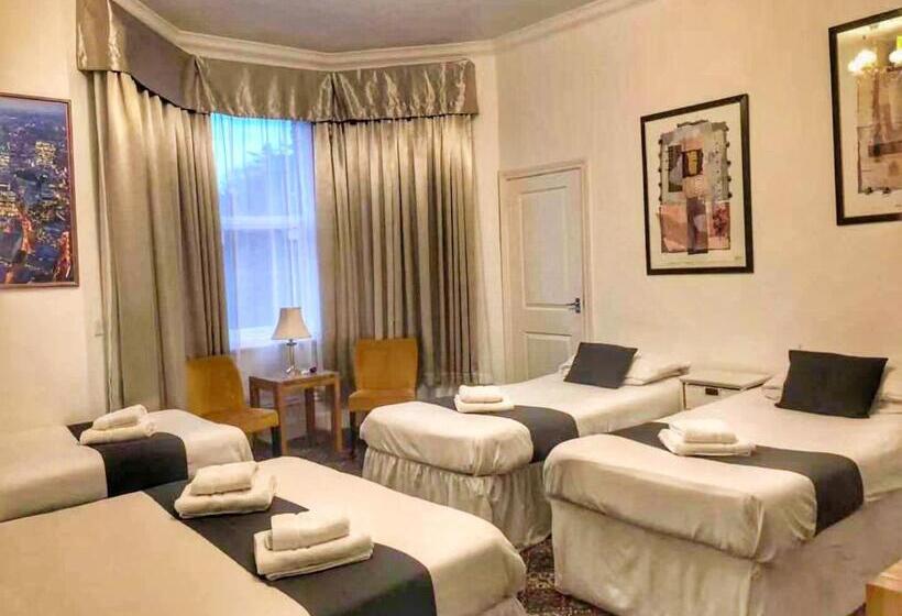 בית מלון כפרי Kensington