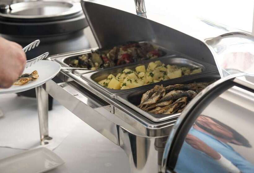 هتل Kobuleti Beach Club