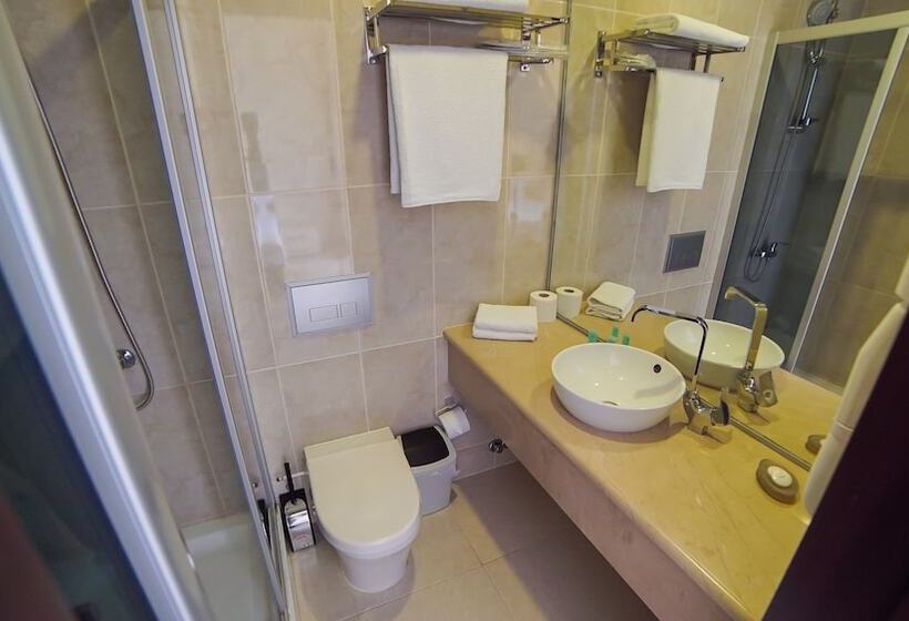 هتل Kobuleti Beach Club