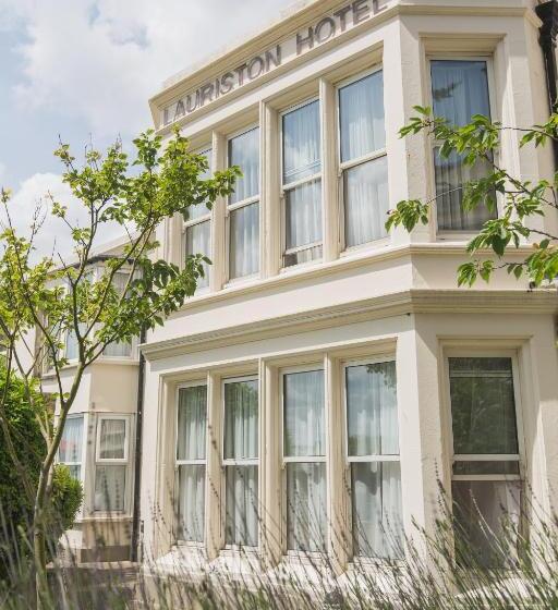 בית מלון כפרי Lauriston