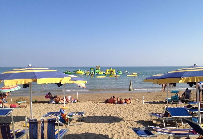 فندق Estivo Premium Deluxe Mobile Homes On Camping Malibu Beach