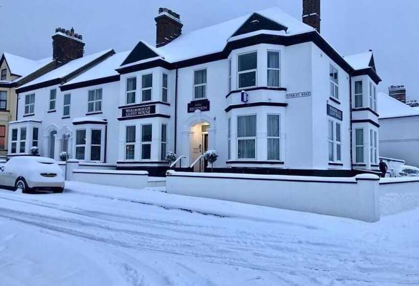 Отель Marlborough