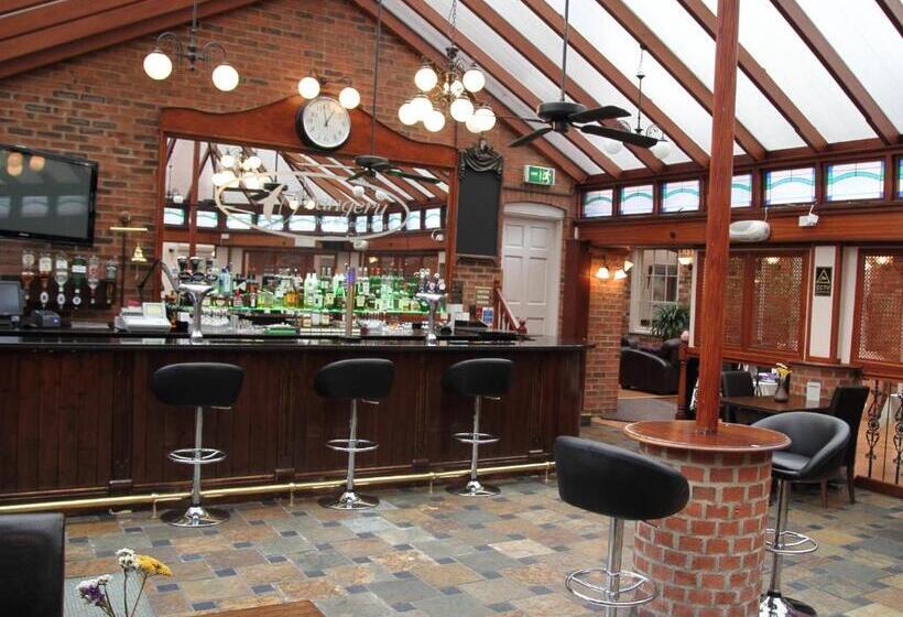 فندق Millgate House