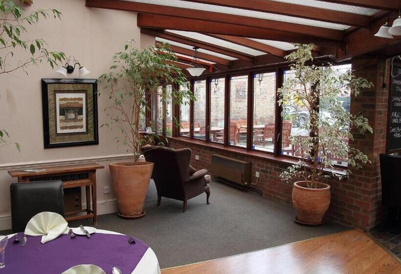 فندق Millgate House