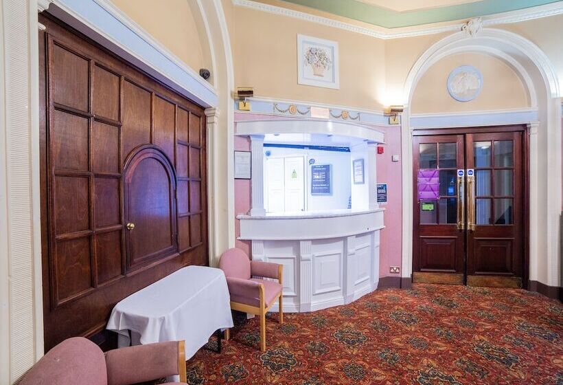 فندق Station Road Inn