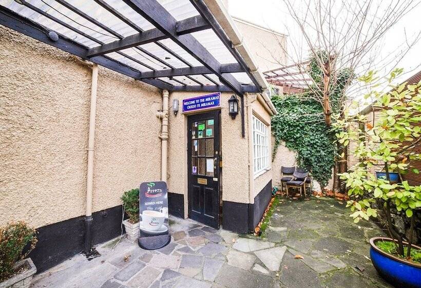 ホテル Station Road Inn