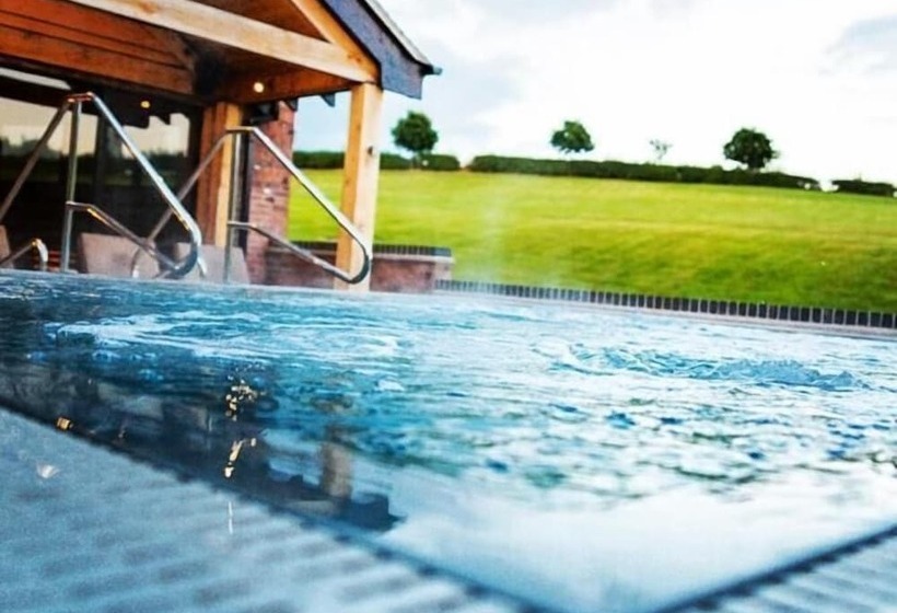 בית מלון כפרי Moddershall Oaks