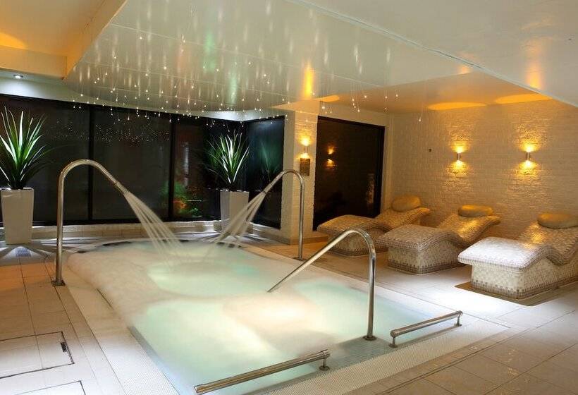 בית מלון כפרי Moddershall Oaks