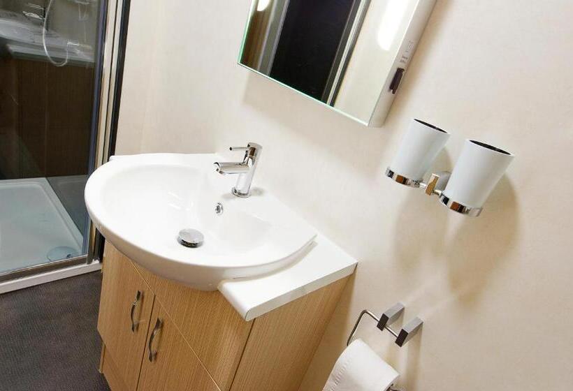 בית מלון כפרי Nethercliffe