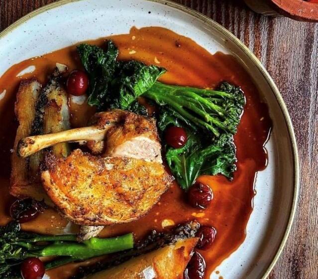 בית מלון כפרי Nevill Arms Inn