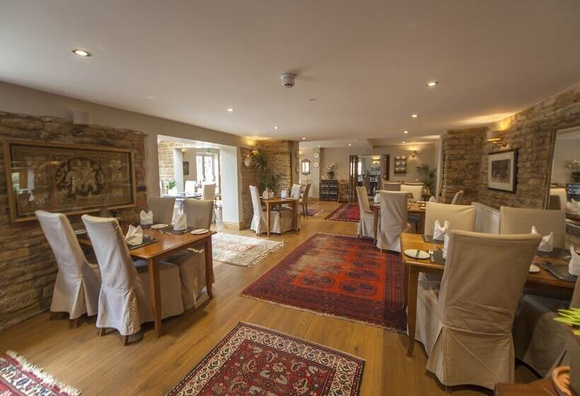 Отель Old White Hart