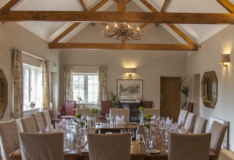 Отель Old White Hart