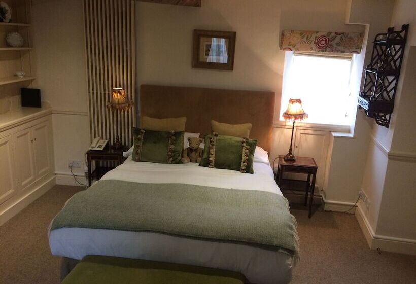 Отель Old White Hart