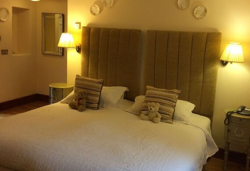 Отель Old White Hart