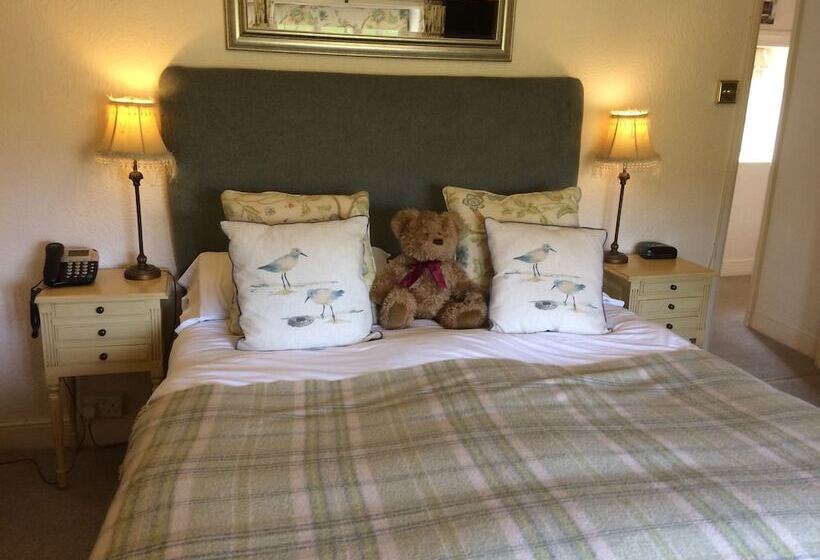 Отель Old White Hart