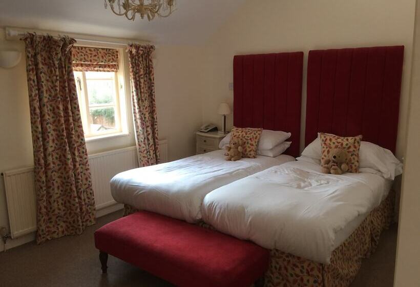 Отель Old White Hart