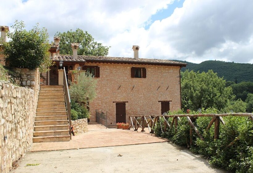هتل Palazzo Del Papa Agriturismo