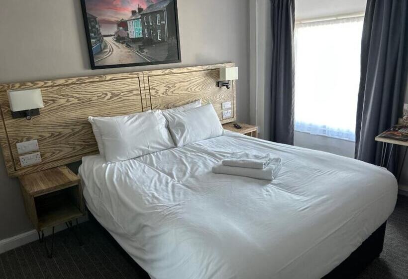 בית מלון כפרי Penwig