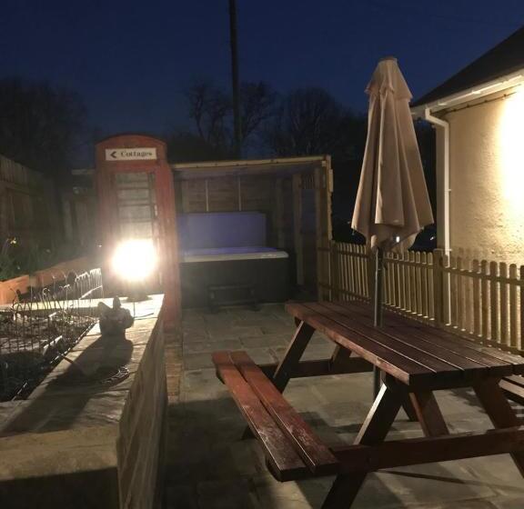 Отель Penybryn Cottages