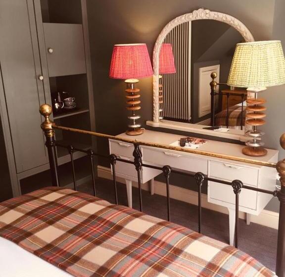 בית מלון כפרי Plato's