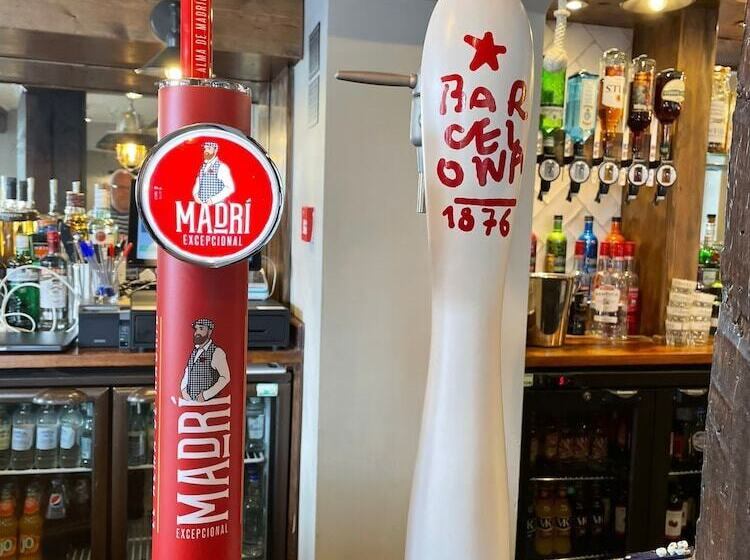 فندق Punch House Monmouth