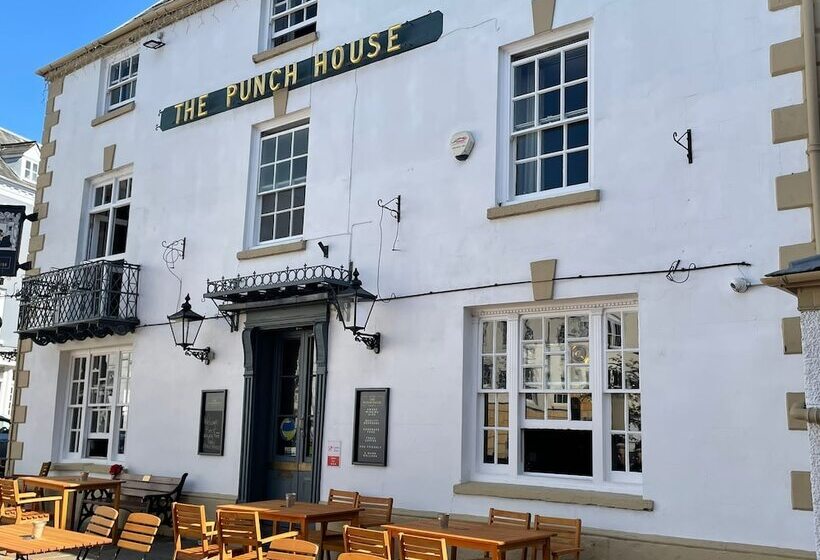 فندق Punch House Monmouth