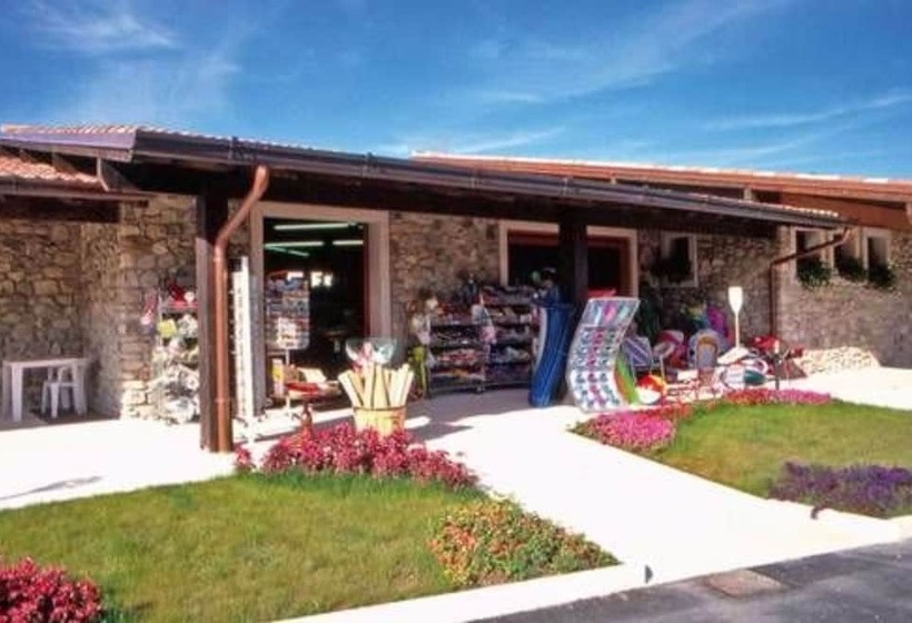 Отель Residence Villaggio Tiglio