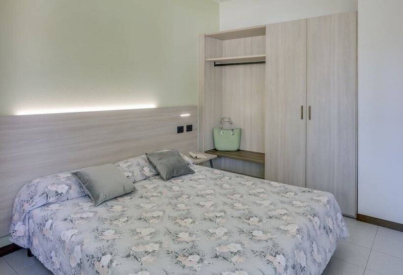 Отель Residence Villaggio Tiglio