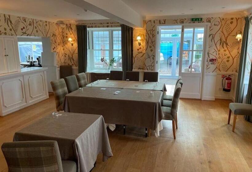 فندق Sherbourne House