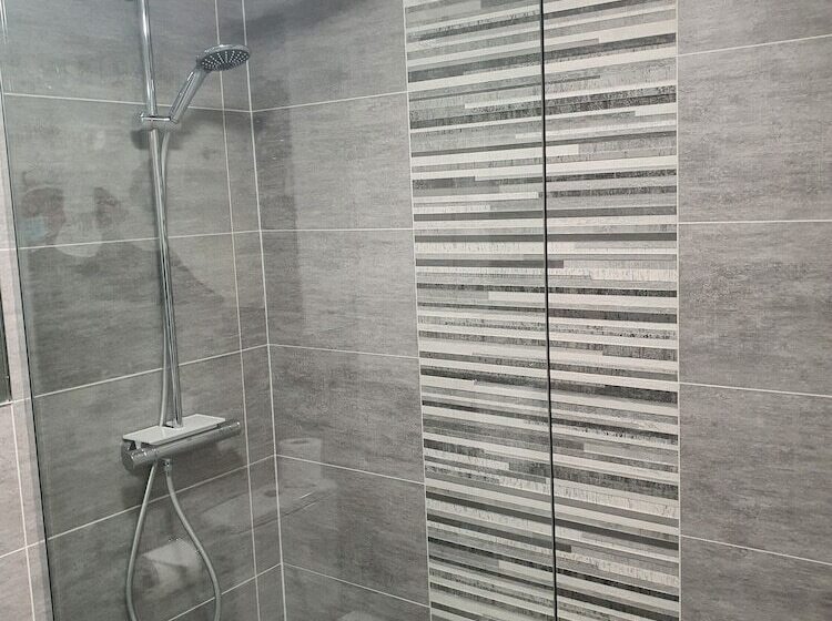 Отель Sunninghill