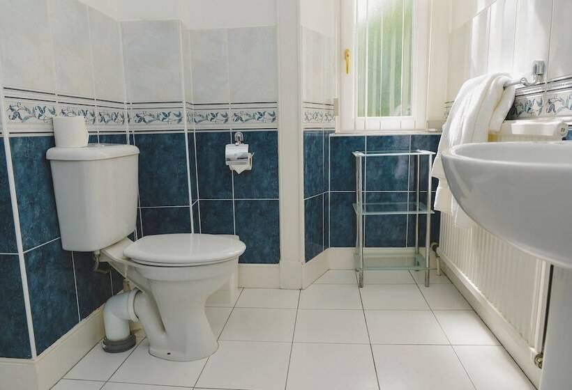 Отель Sunninghill