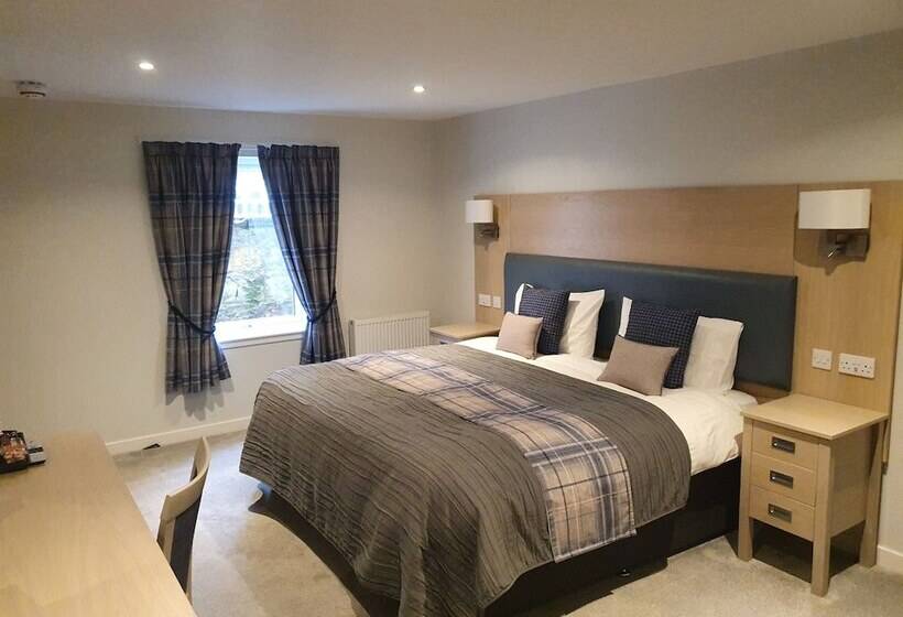 Отель Sunninghill