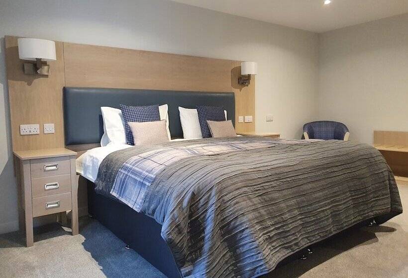 Отель Sunninghill