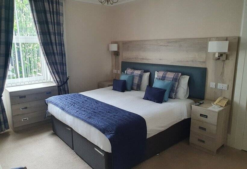 Отель Sunninghill