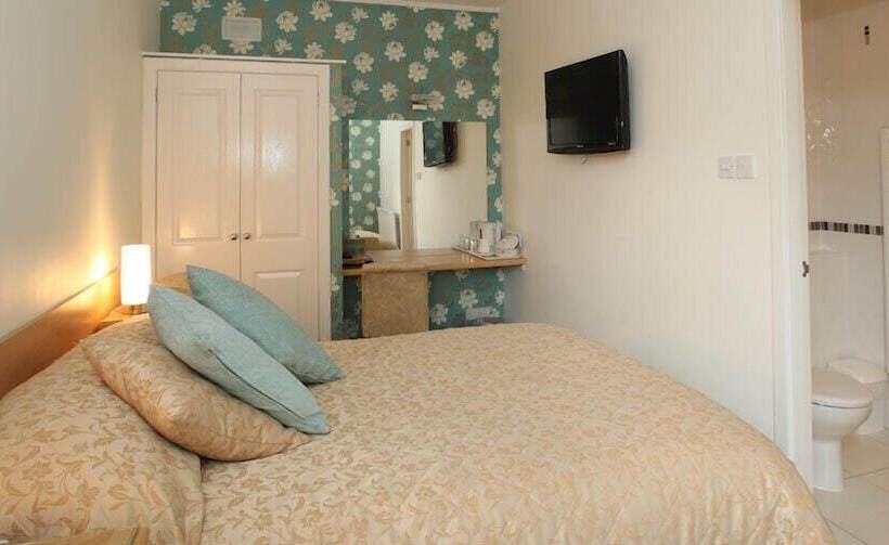 Отель Sunninghill