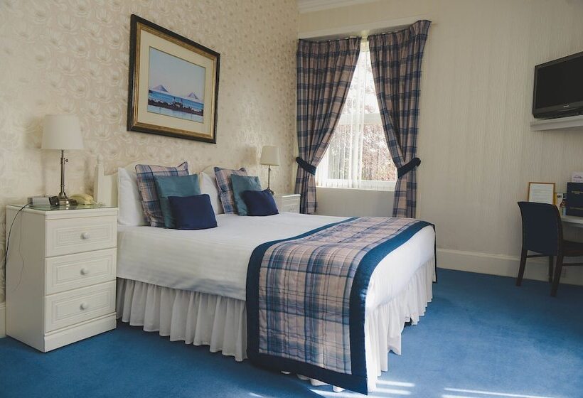 Отель Sunninghill