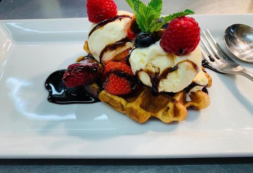 The Avenue Hotel Ltd