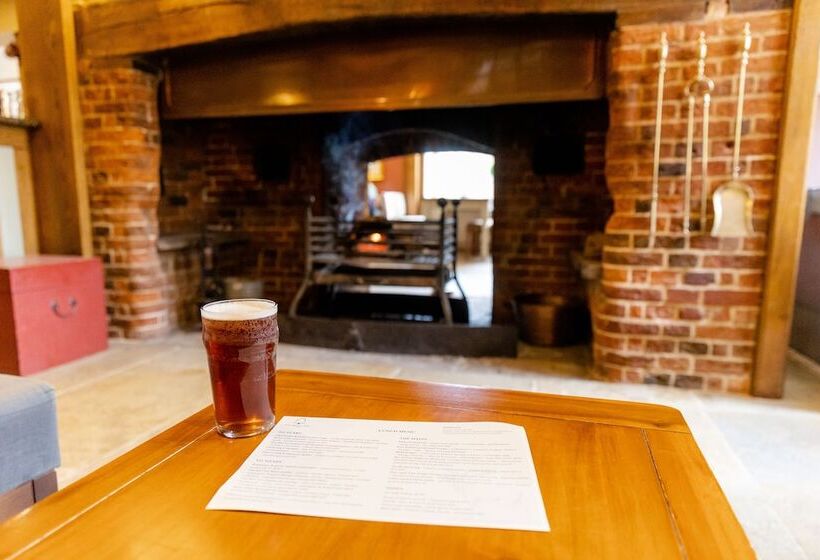 Отель The Bell Inn