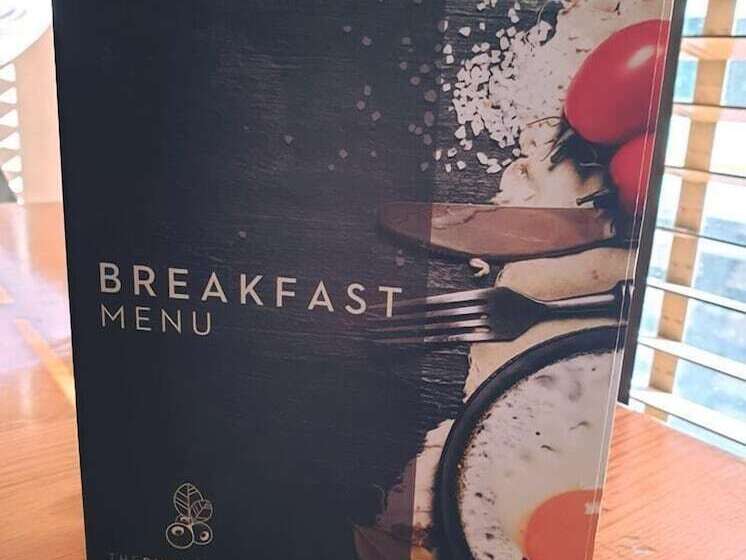 Отель The Blueberry