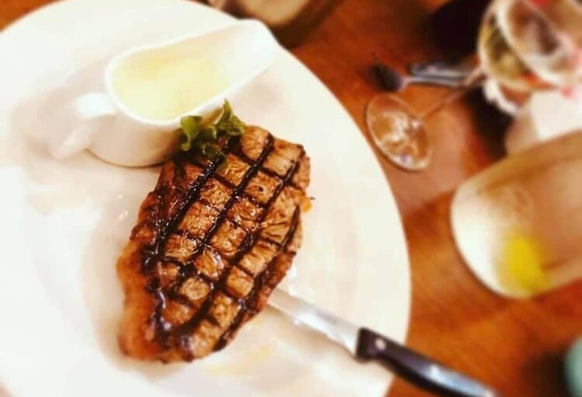 Отель The Blueberry