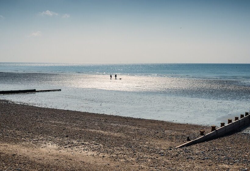 Отель The Burlington