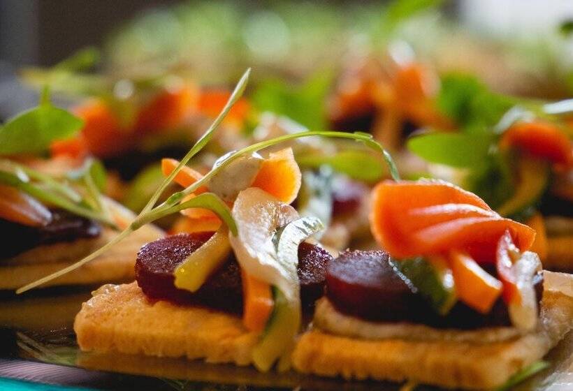 Отель The Burlington