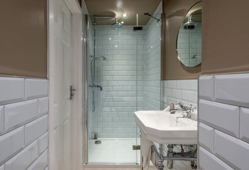 Отель The Burlington