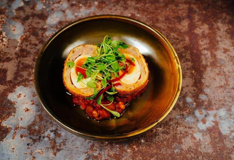 Отель The Castle Inn