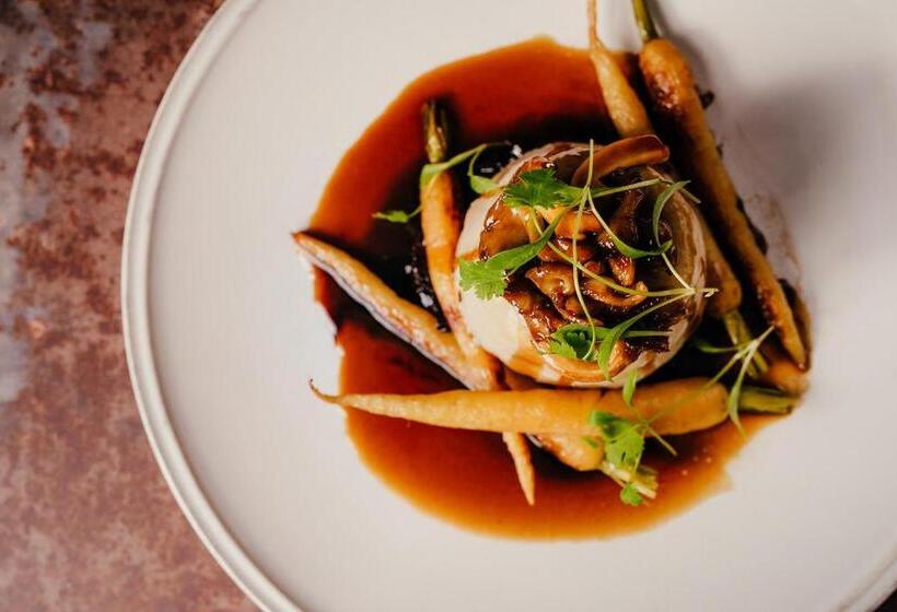 Отель The Castle Inn