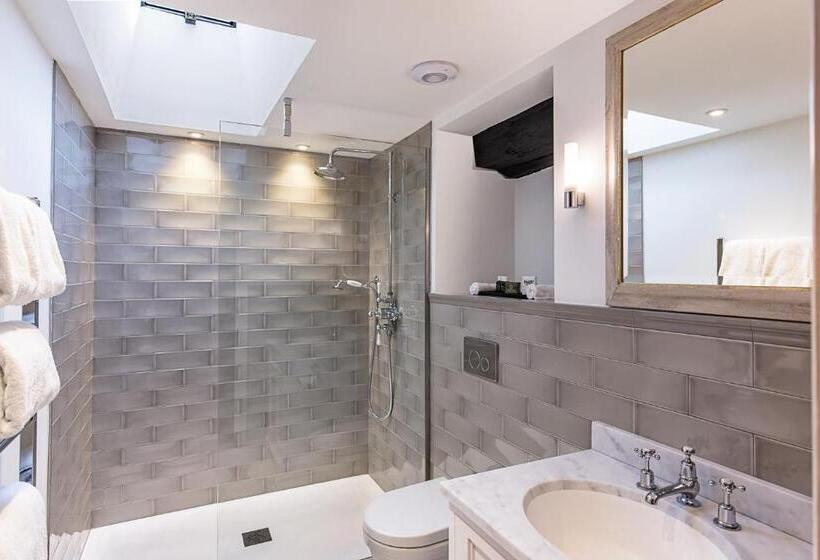 Отель The Castle Inn